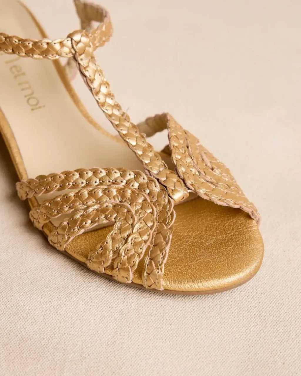 Polin et moi Sandalias*Sandalia Trenzada Sabina Oro
