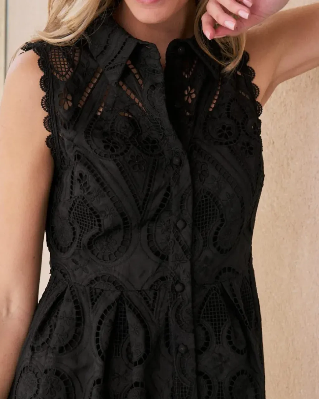 Polin et moi Vestidos Y Monos*Vestido Corto Bordados Uri negro